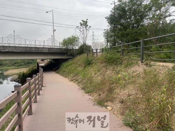 2. 파주시, 금촌천 산책로 조성 완료‘친수공간 조성’.jpeg