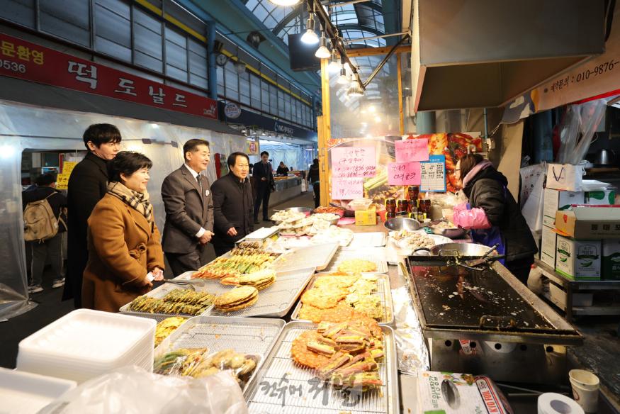250122_설_맞이_전통시장_방문_134107820.jpg