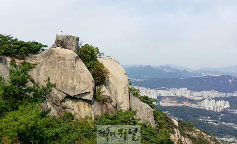 1.시민소통담당관(설 연휴를 만끽할 특별한 장소들 소개)9-수락산 도정봉.jpg
