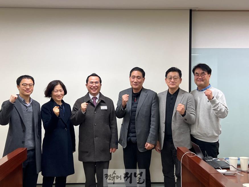 250131 이오수 의원, 편의점 납품 김밥 제조업체 현장 방문... 경기미 소비 활성화 방안 논의1.jpg