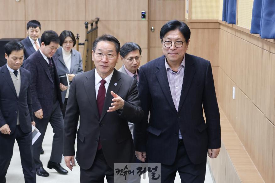1. 인천광역시교육청-인천시청 시정 및 교육정책 공유를 위한 특강 개최(첨부예정1).jpg