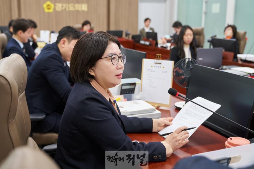 250214 이서영 의원, 학생안전을 위한 cctv 복도까지 확대해야.jpg