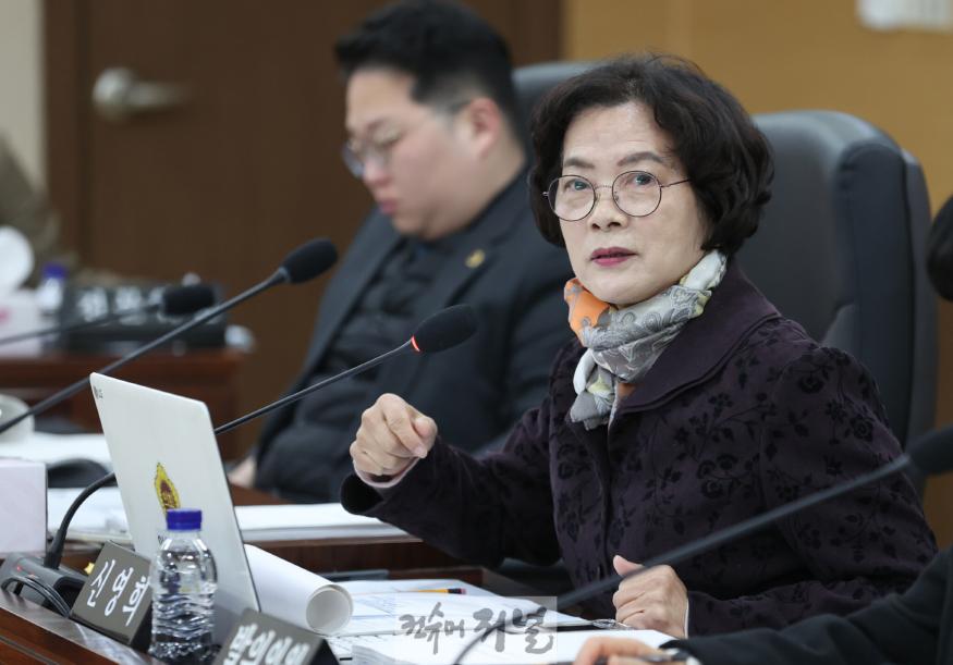 신영희 의원.jpg