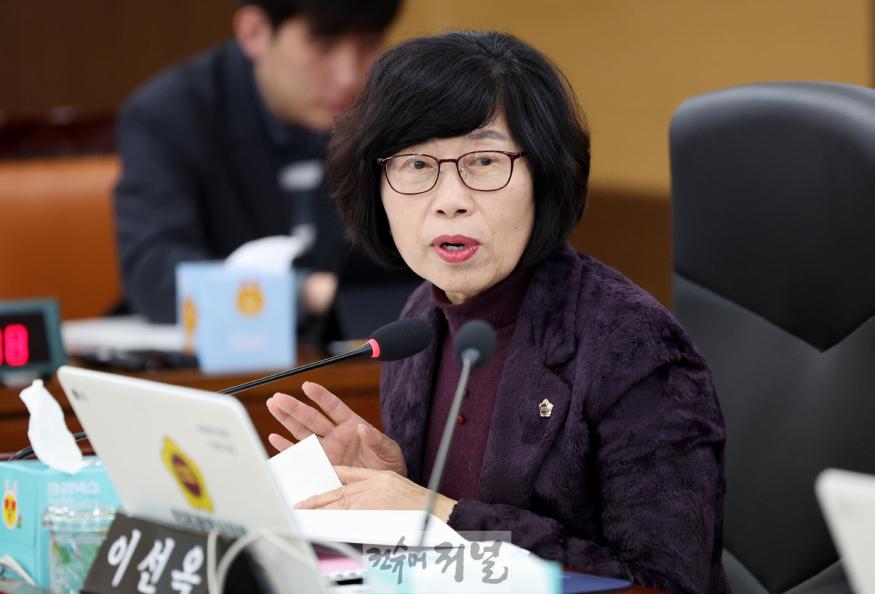 250210_제300회_인천광역시의회_임시회_제1차_문화복지위원회_102118660.jpg