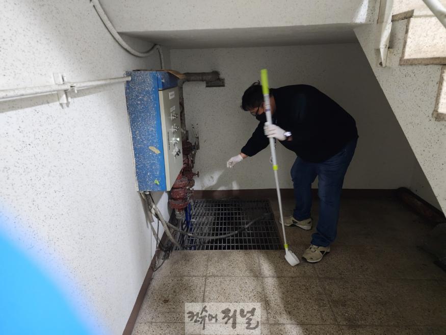 연천군보건의료원, 겨울철 모기 유충구제 방역 활동 실시.jpg