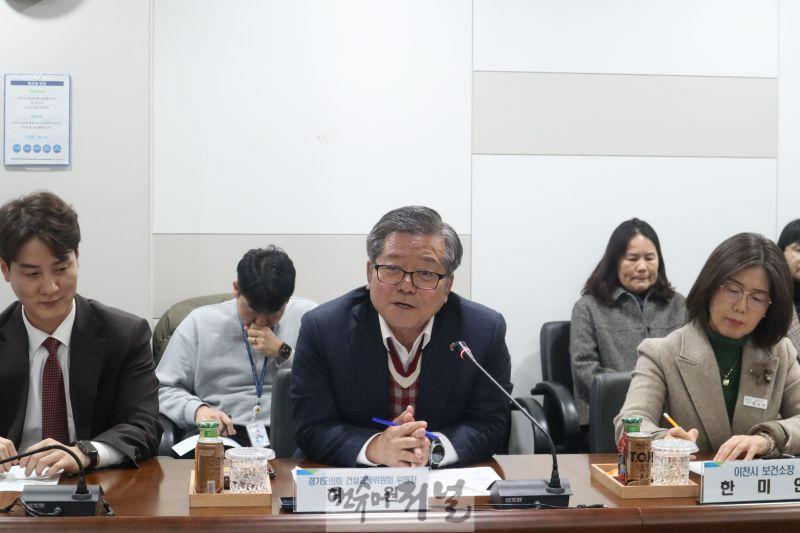 250224 경기도의회 허원 의원, 이천 지역경제 활성화·지역농산물 판로 확대 위한 간담회 및 협약식 참석 (2).JPG