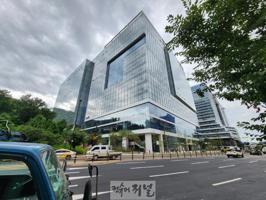 1-4. 향동지구 지식산업센터 전경(GL메트로시티 향동).jpg