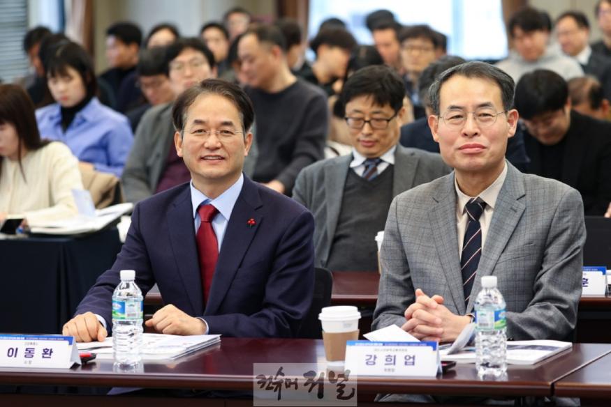 1. 이동환 고양시장, 1기 신도시 광역교통 합동포럼 참석…고양시 광역교통 발전방안 제시 (4).JPG