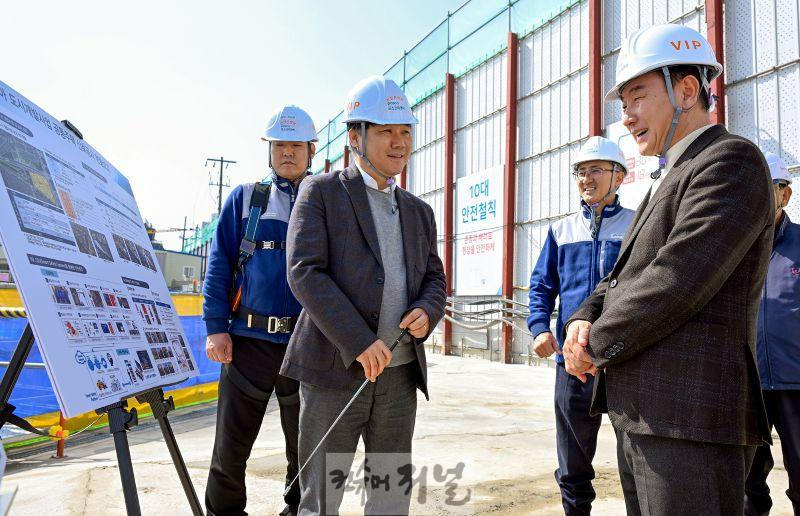 주택과(김동근 의정부시장, 해빙기 대비 대규모 아파트 건설 현장 방문)1.JPG