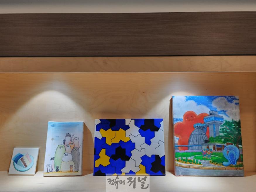 보도자료6 폐현수막 재활용해 만든 캔버스.jpg