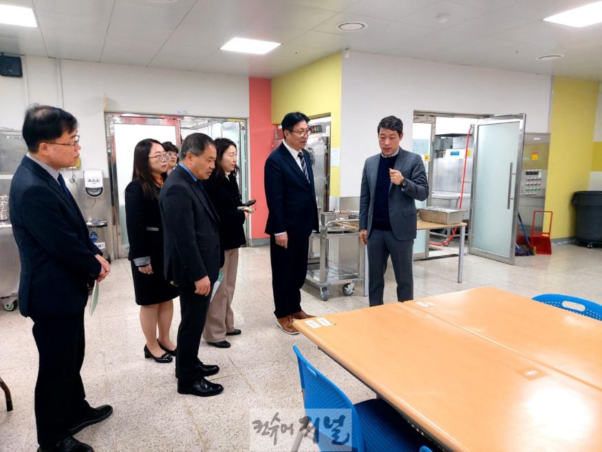 (사진)인천시의회 이용창 교육위원장, 서희학교 방문 (1).JPG