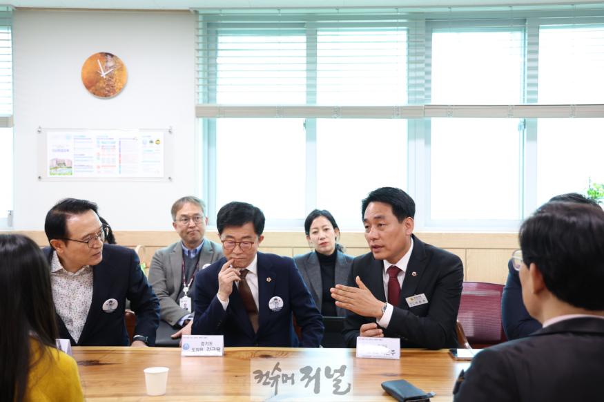 250327 이은주 의원, 상호존중 학교문화 조성 선포식 참석… 존중과 신뢰가 교육의 출발점 (1).jpg