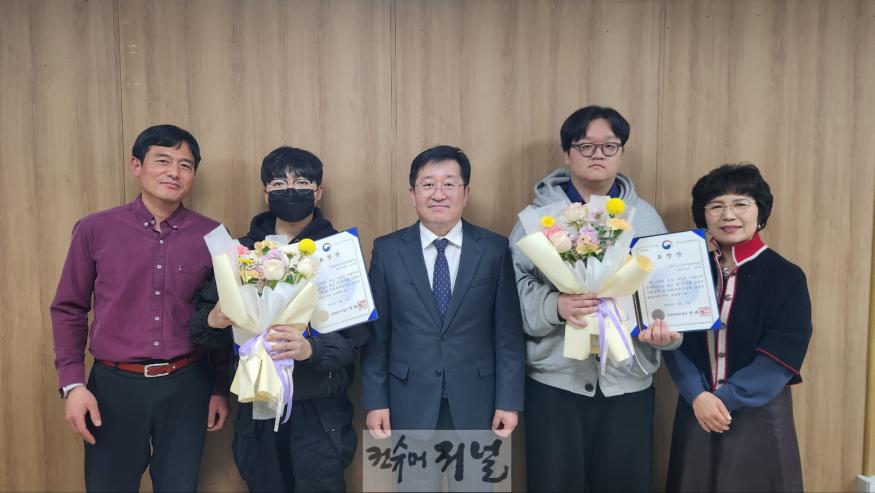 (보도사진) 20250403 인천병무지청, 부천시 모범 사회복무요원 3명 표창.jpg