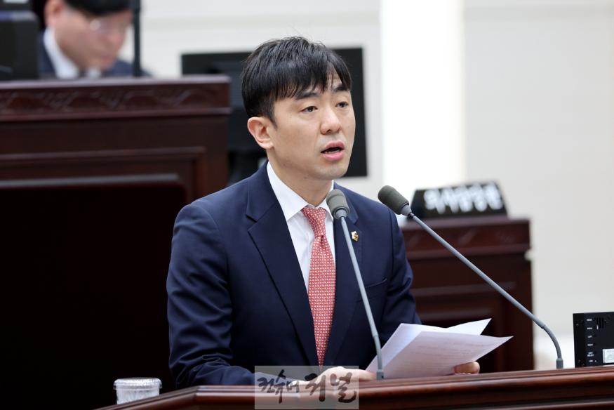 (사진)인천시의회 신성영 의원 5분 자유발언 사진 (1).jpg