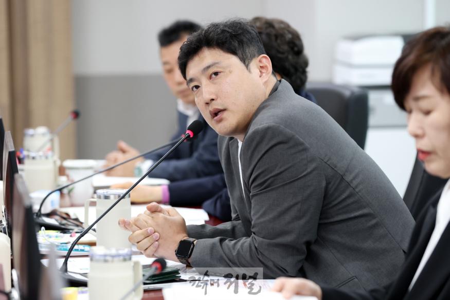 250410 이상원 의원, 도민 신뢰 짓밟는 적폐 연장...코나아이 재계약 강력 비판.JPG