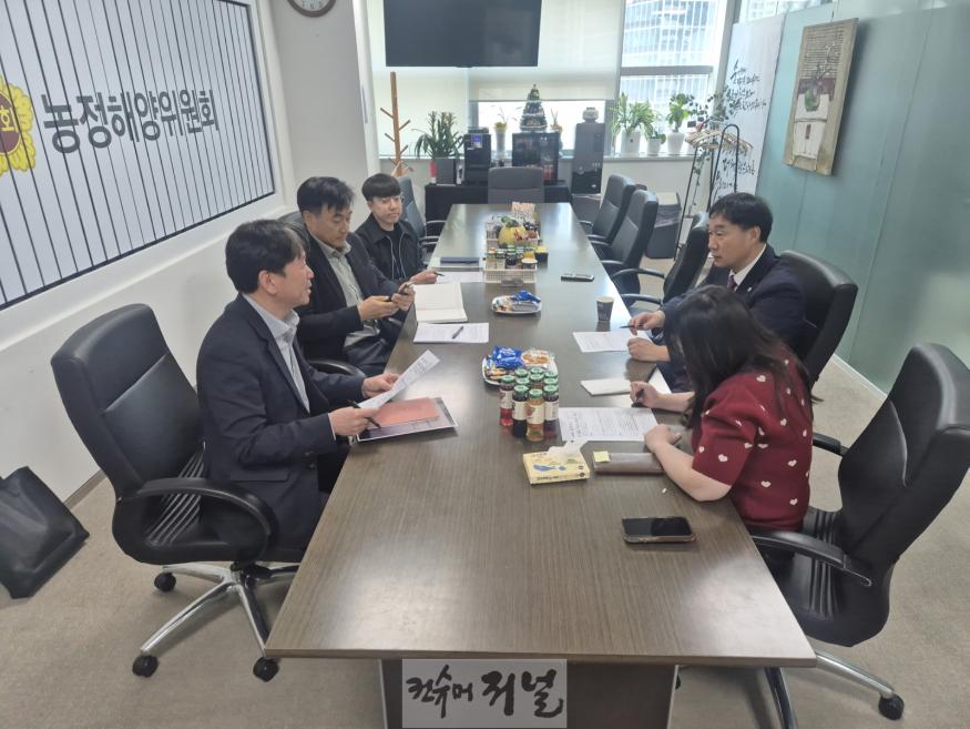 250411 윤종영 의원, 군마 레클리스 기념행사 개최를 위한 실무협의 착수.jpg