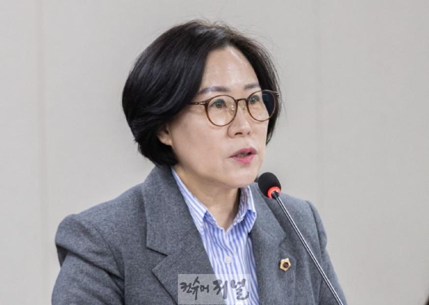250414 서현옥 의원, 경기도 피지컬 인공지능 산업 육성 및 지원 조례안 상임위 통과...미래 성장 동력 확보를 위한 첫걸음.jpg