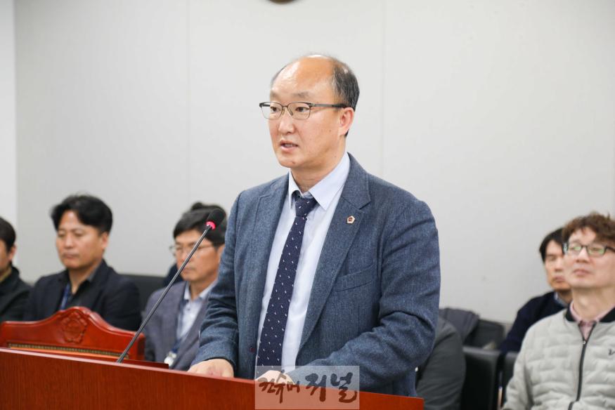 250414 김동영 의원, 물류시설에 교통유발부담금 부과하여 원인자 부담 원칙 바로 세워야.jpg