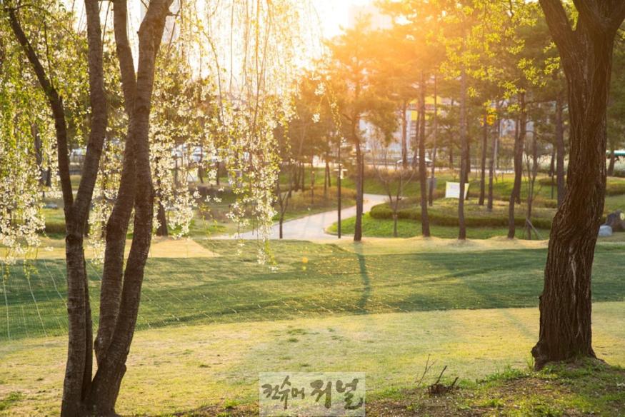 4.도시디자인과([기획]길이 바뀌면 도시가 달라진다, 의정부의 걷고 싶은 변화)7송산사지.jpg