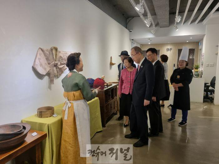 ‘연천에서 다시 꽃피우는 개성음식’ 전시 성료.jpg