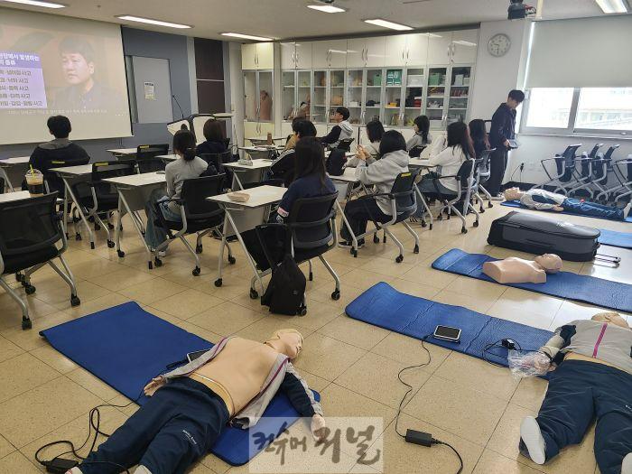 3. 인천광역시교육청,  남부결대로진로센터에서 재능대학교와 함께하는 진로체험 프로그램 운영.jpg