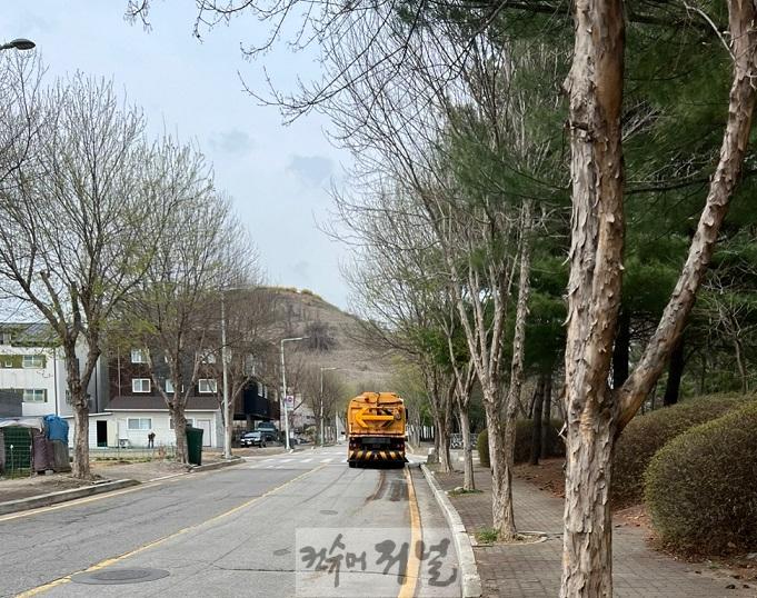5. ‘부르면 달려간다’… 파주시, ‘수요 맞춤형 노면청소’추진.jpg