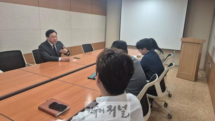 KakaoTalk_20250430_121323927.jpg