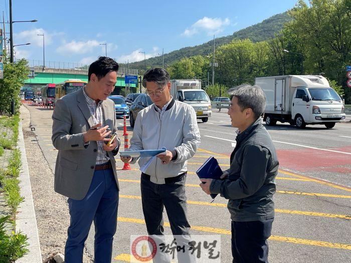 오석규 의원, 의정부 시민 안전 위한 ‘신평화로 중앙버스전용차로 해제’ 현장 점검.jpg