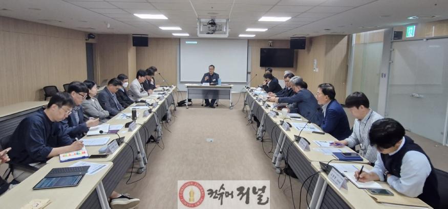 250512 임창휘 의원, 물순환 도시 조성을 위한 제3차 협력회의 개최(1).jpg
