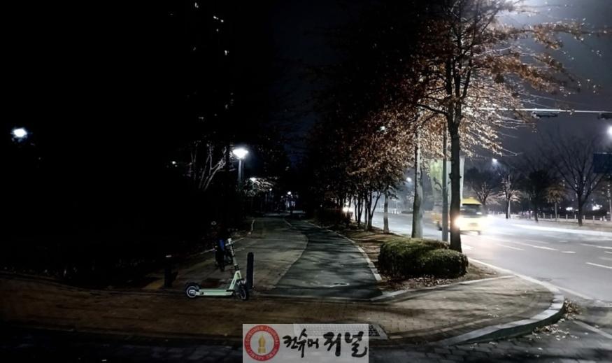 4. 파주시, 찾아가는 이동시장실 민원 적극 해결_도로및정문앞(개선 전).jpg